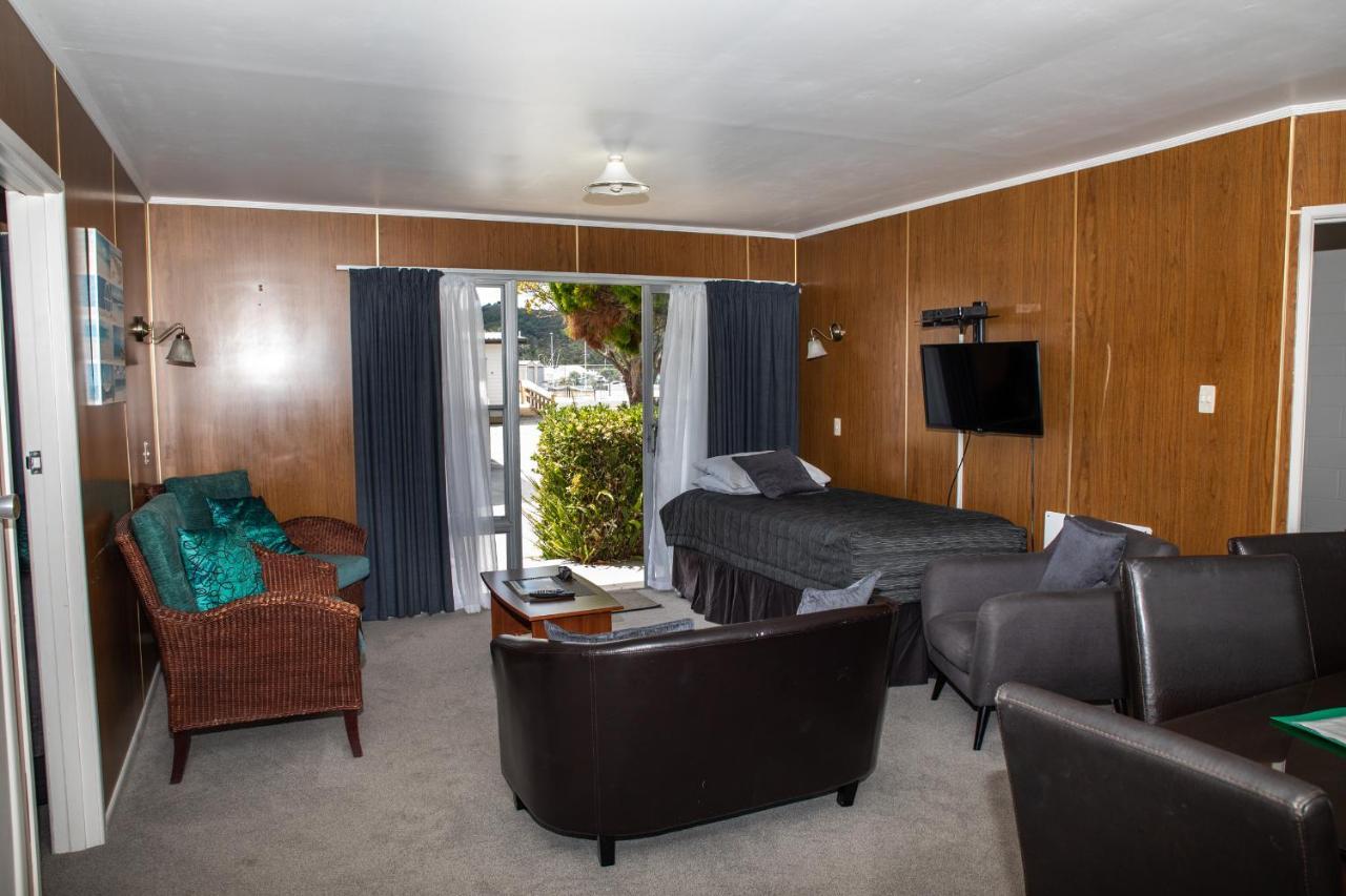 וויטיאנגה Peninsula Motel מראה חיצוני תמונה